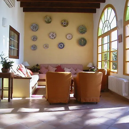 Rural Son Tretze - Adults Only