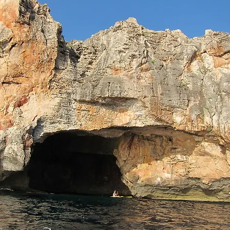 Rural Son Tretze - Adults Only