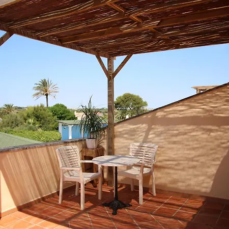 Rural Son Tretze - Adults Only