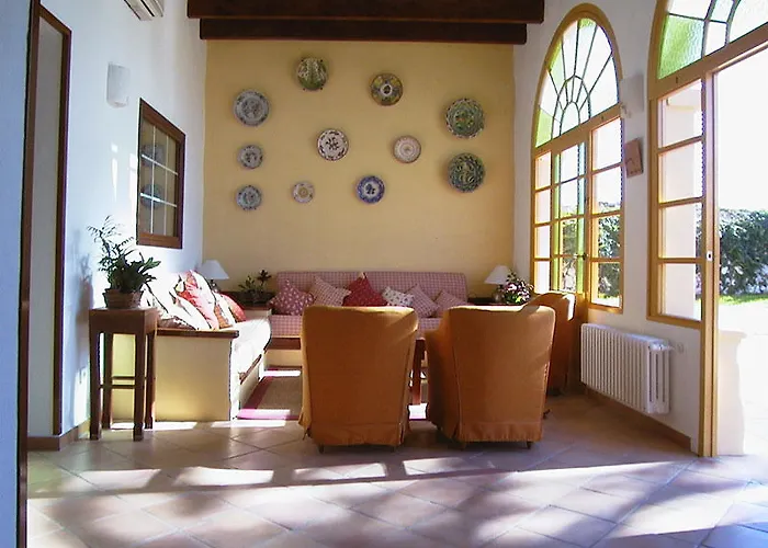 Rural Son Tretze - Adults Only