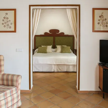 Rural Son Tretze - Adults Only 3*