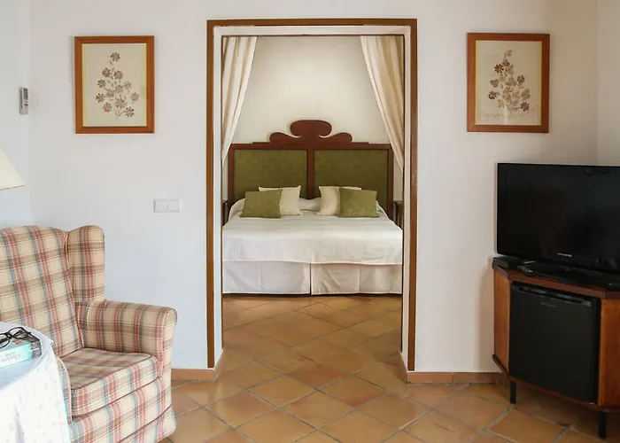 Rural Son Tretze - Adults Only 3*